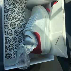 Alexander McQueen red white